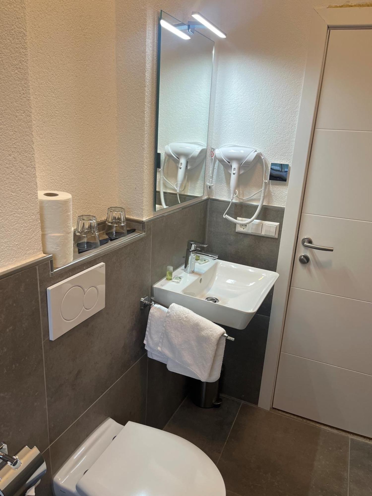 Hotel Seeadler Friedrichshafen Dış mekan fotoğraf